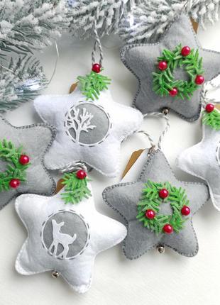 Новорічні іграшки на ялинку, іграшки з фетру, різдвяна зірка