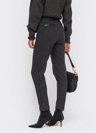 Затишний, теплий, рельєфний жіночий светр чорний6 фото