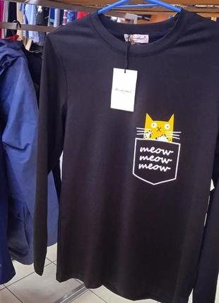 Лонгслив с котом, кофта чорна