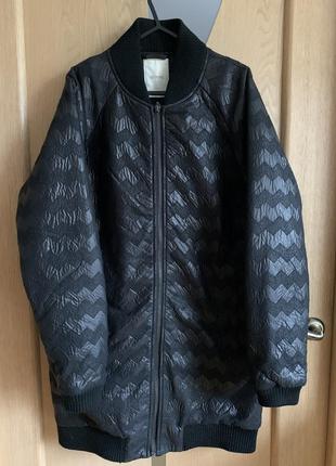 Жіночий бомбер