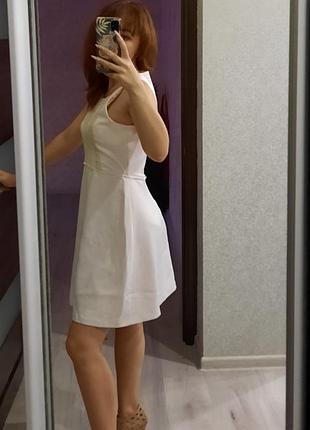 Сукня з вишивкою zara
