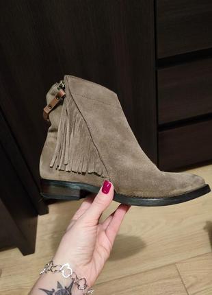 Итальянские замшевые ботинки nila&nila