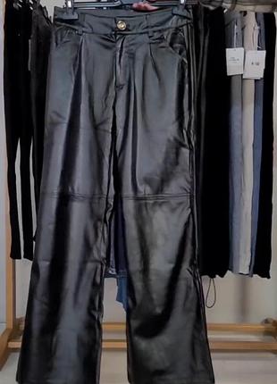 Monte cervino,утеплені брюки під шкіри прямого крою.