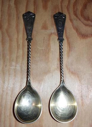 Фигурные серебряные чайные ложки с позолотой2 фото