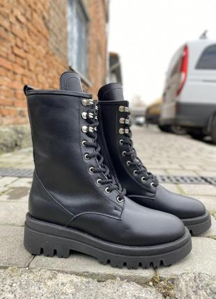 Женские демисезонные ботинки из натуральной кожи