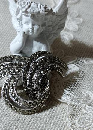 Брошь с марказитами sphinx