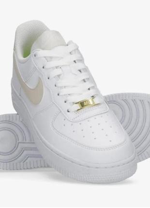 Кросівки оригінальні nike air force 1 07 low light orewood brown (dn1430-101)