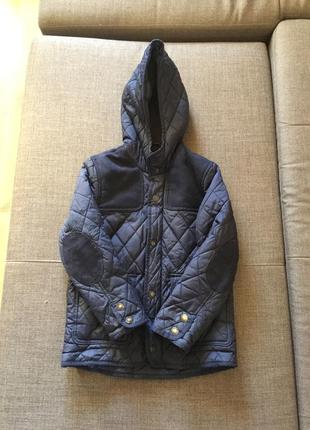 Куртка на хлопчика. утеплена.