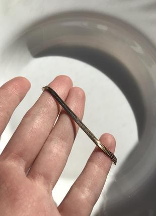 Базовый стильный тонкий браслет в цвете розовое золото3 фото