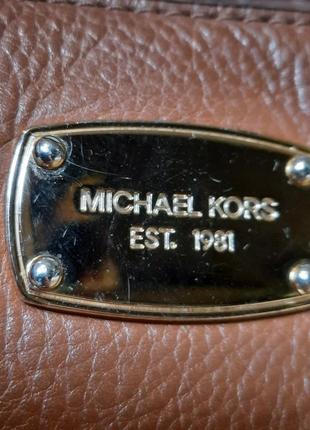 Шкіряна номерна сумка michael kors, оригінал8 фото