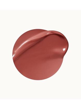 Rare beauty stay vulnerable glossy lip balm блеск для губ с эффектом увлажняющего и бережного бальзама4 фото