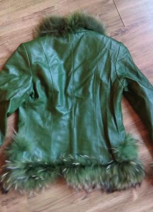 Кожаная курточка с мехом.4 фото