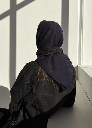 Косынка на голову женская зимняя теплая стильная, современный платок для девушки утепленный темно серогоцвета2 фото