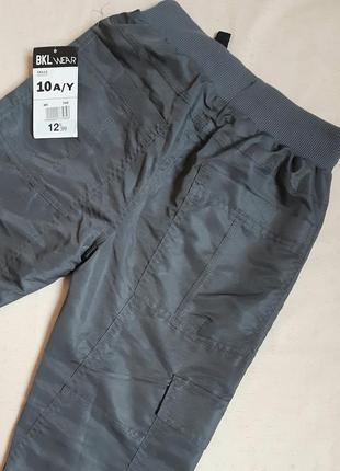 Джеггинсы карго bklwear германия штаны непромокаемая плащовка на подкладке на 10 лет3 фото