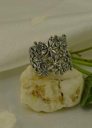 Кольцо цветочки 3