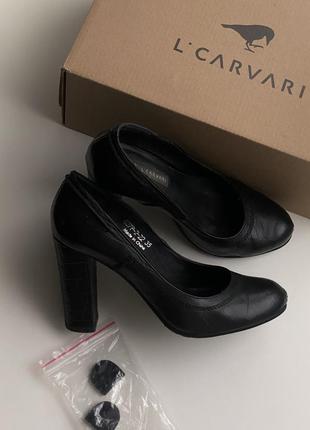 Чёрные женские кожаные туфли luciano carvari1 фото