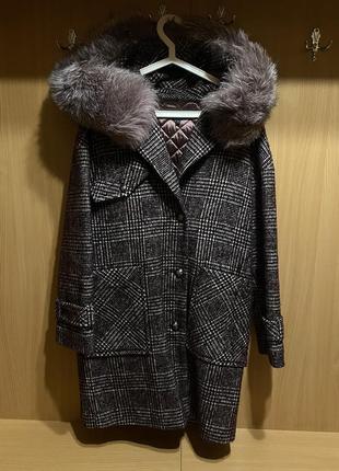 Женское зимнее пальто италия бренда samange