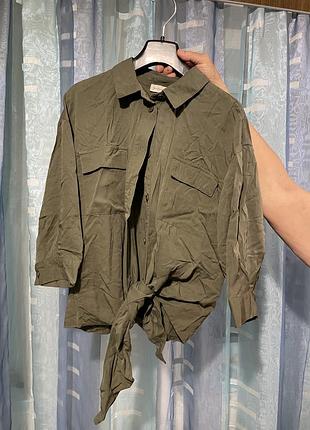 Блузка цвета хаки