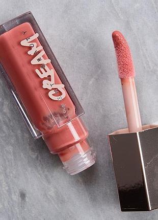 Fenty lip gloss
