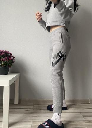 Nike sb жіночі джогери сірі найк спортивні штани брюки для спорту жіночі2 фото