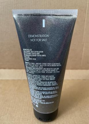 Mac mineralize volcanic ash exfoliator скраб для лица 100ml3 фото