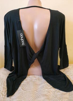 Нова блуза з відкритою спиною від boohoo