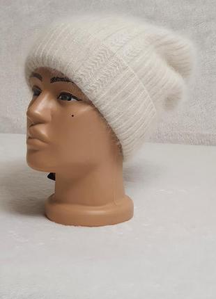 Тепла пухнаста жіноча шапка з ангори2 фото