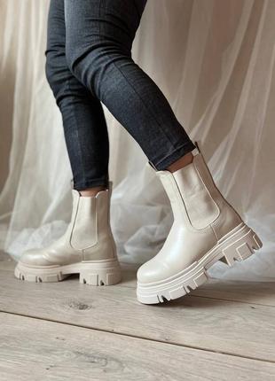 Зимові чобітки челсі з хутром зимні черевики світлий беж бежеві кремові крем зима ботинки сапожки7 фото