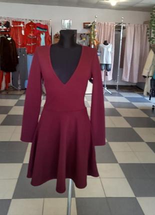 Платье цвета марсала, бургунди