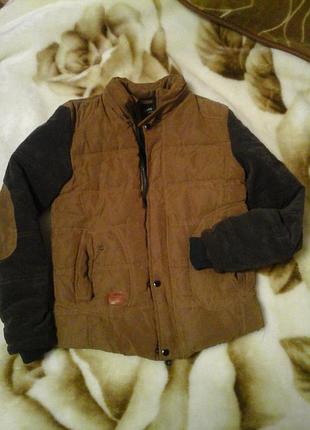 Класна куртка на вашого маленького модника!