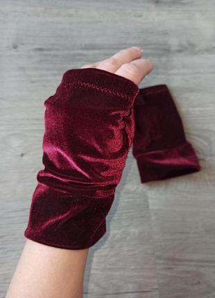 Бордовые бархатные митенки, рукавицы, перчатки без пальцев4 фото