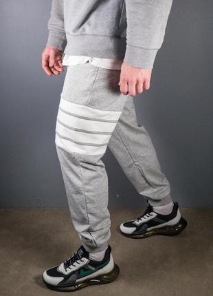 Мужские спортивные штаны four stripes gray4 фото