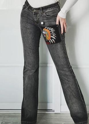 Круті класні стильні брендові джинси денім невисока низька посадка кльош