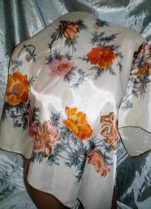 Хустка жіноча.