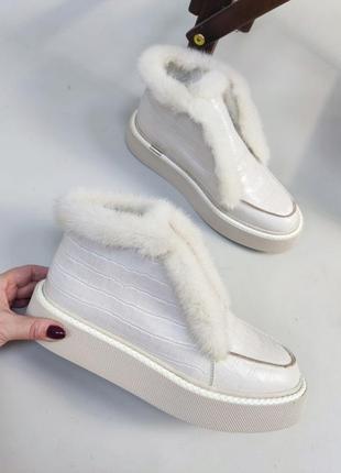 Белые ботинки с мехом норки натуральная кожа зима демисезон2 фото