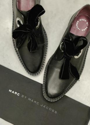Чорні шкіряні туфлі оксфорди бренд marc jacobs розмір 9.5