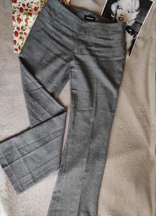 Шикарні штани в діловому стилі , сірого кольору3 фото