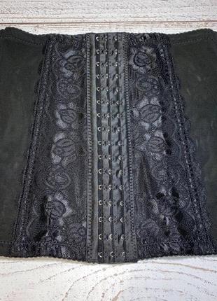 Корсет корегуючий (стягуючий) жіночий ажурний чорного кольору3 фото