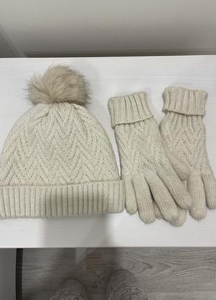 Набір жіночий зимова шапка та перчатки новий