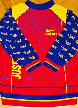 Яркий красный свитер nike
джемпер 2