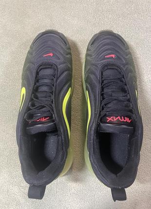 Nike air 720 black volt hotsell