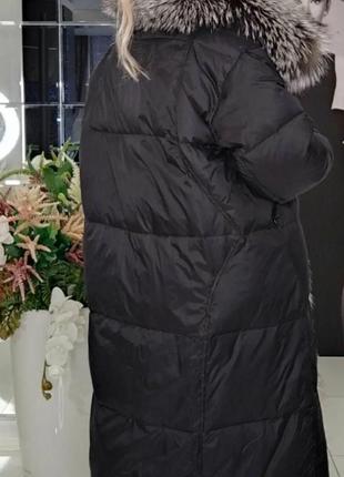 Нереально шикарный пуховик пальто с натуральным мехом чернобурки,он просто бомбезный, качество люкс.6 фото