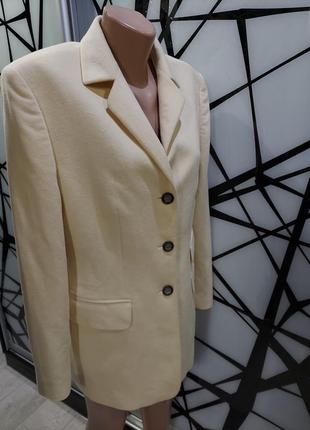 Нежное пальто, пиджак ангоровое лимонного цвета antonette 46-483 фото