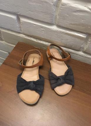Босоножки zara