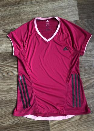 Женская футболка adidas