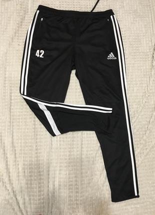 Стильні брюки adidas