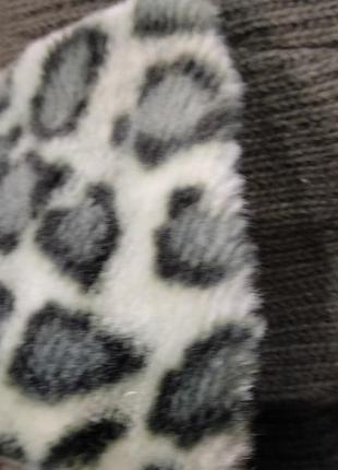 Кофта с меховым воротничком