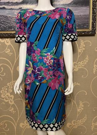 Очень красивое и стильное брендовое платье..100% шёлк.