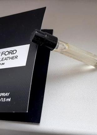 Tom ford ombré leather parfum💥оригинал миниатюра пробник mini spray 1,5 мл книжка3 фото