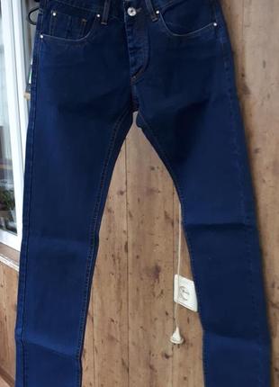 Джинсы w52